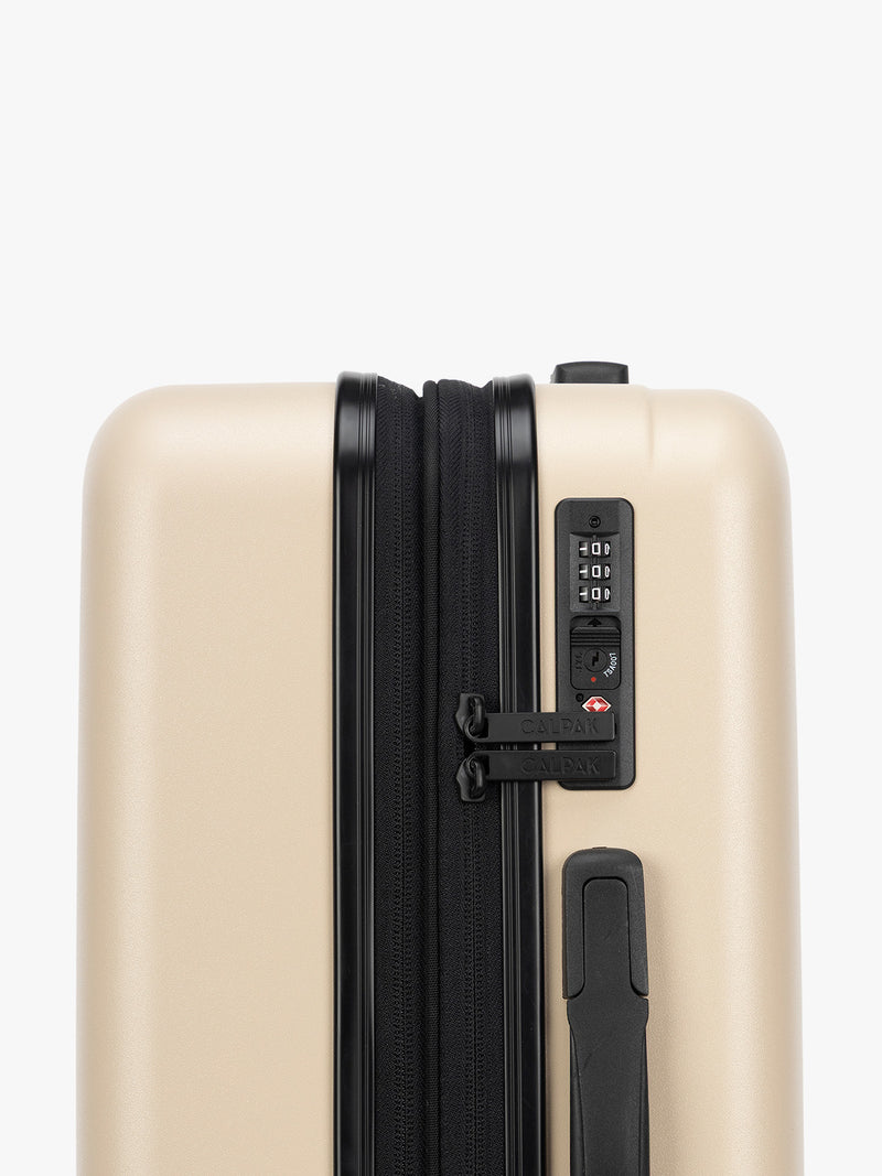 LCO1020_EVRY_CARRY-ON_POLKADOT_4_1_1.jpg