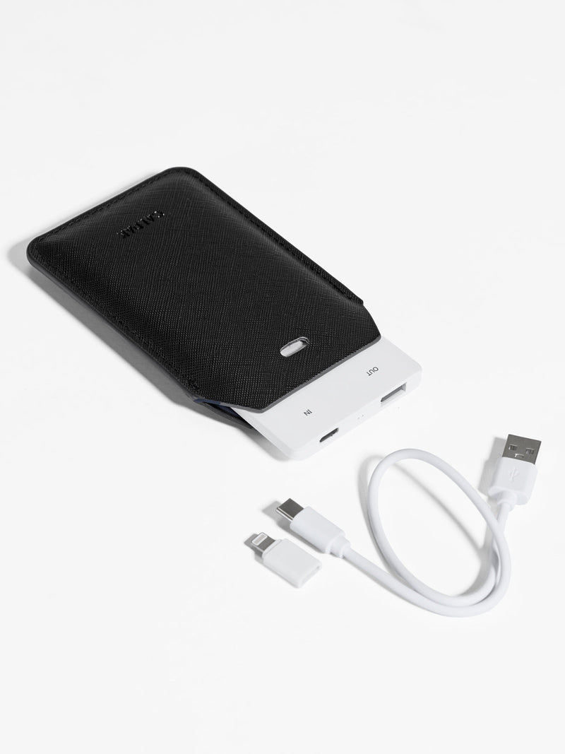 PORTABLE-LUGGAGE-TAG-CHARGER-BLACK.jpg
