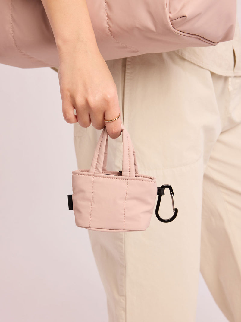 WEB_LUKA-TOTE-BAG-CHARM_ROSE-QUARTZ_1.jpg